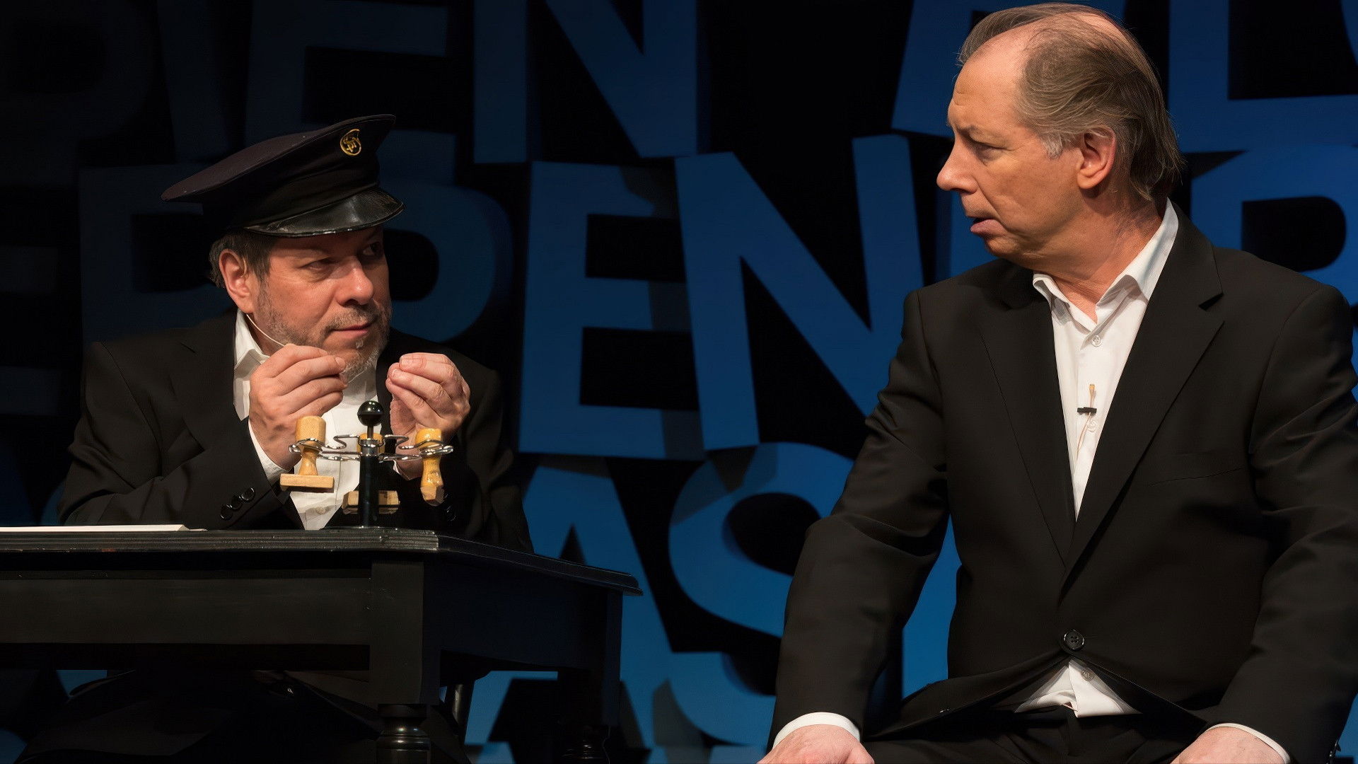 Backdrop for Chevallier et Laspalès - Vous reprendrez bien quelques sketches