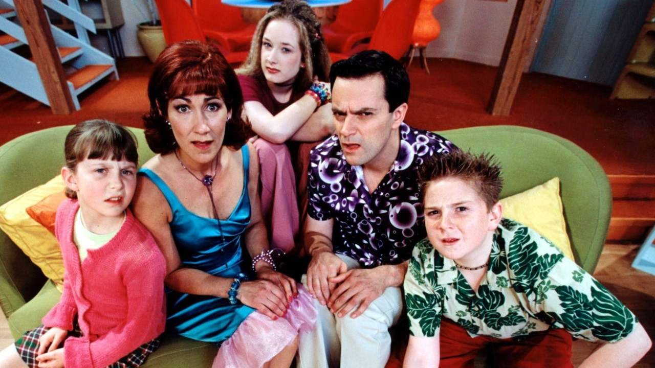 Backdrop for My Parents Are Aliens