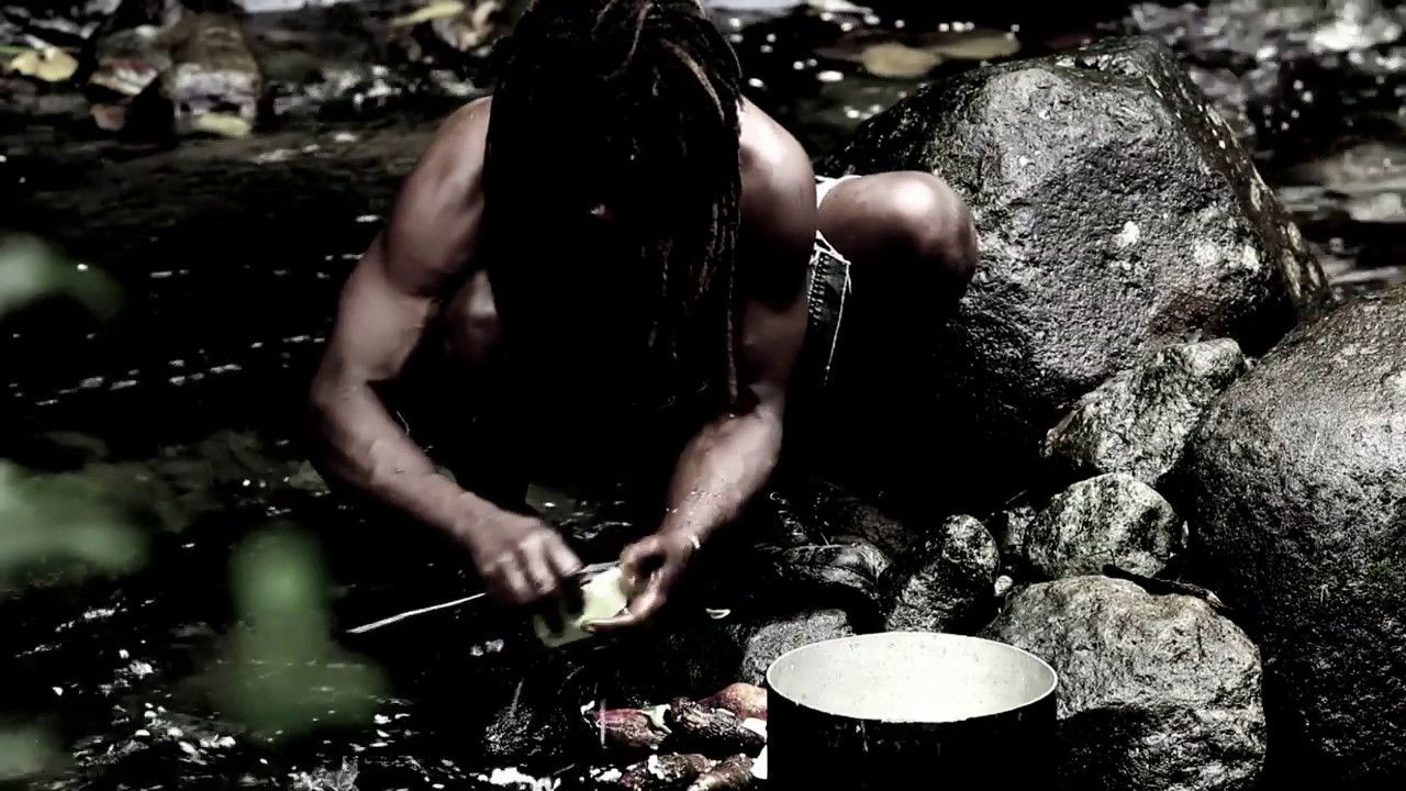 Backdrop for Nom Tèw