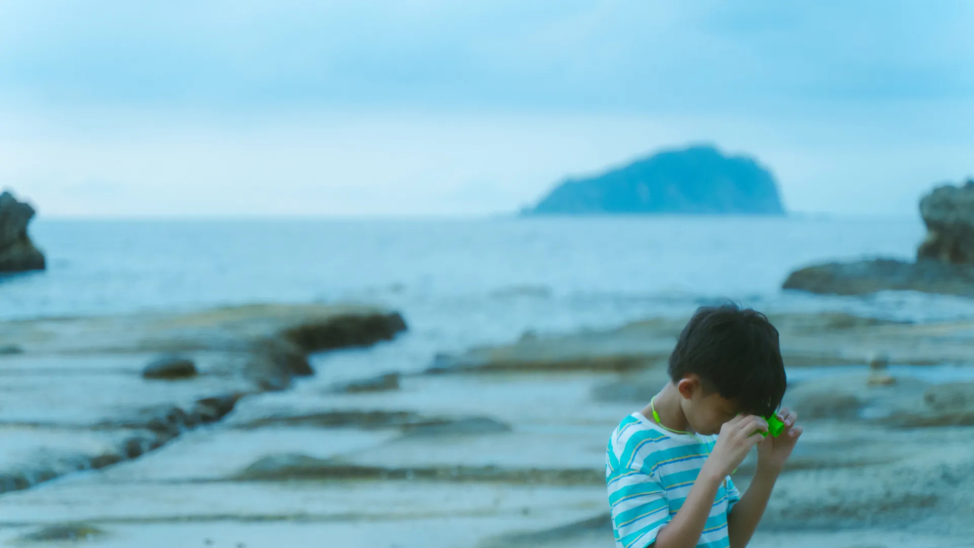 Backdrop for 一浪一浪漲潮的時候