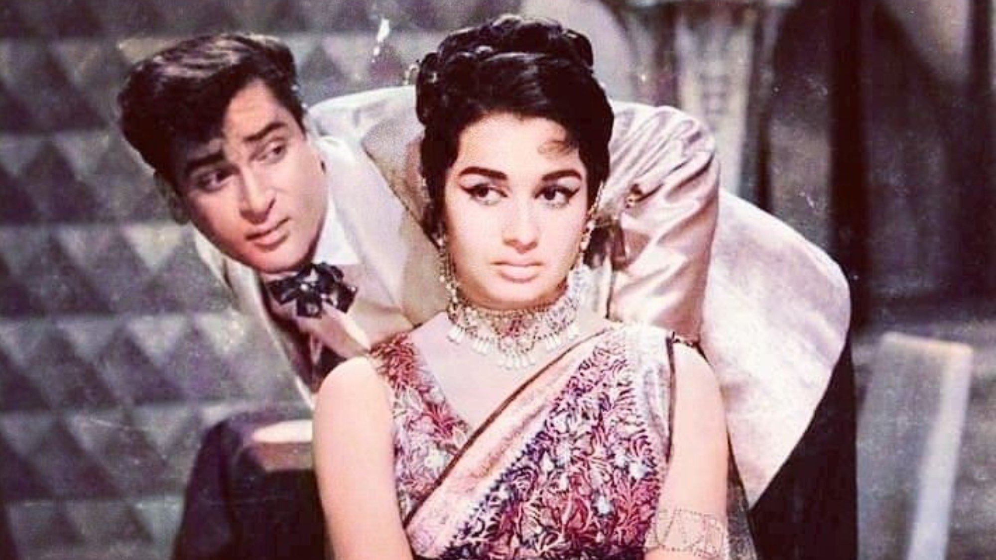 Backdrop for Teesri Manzil