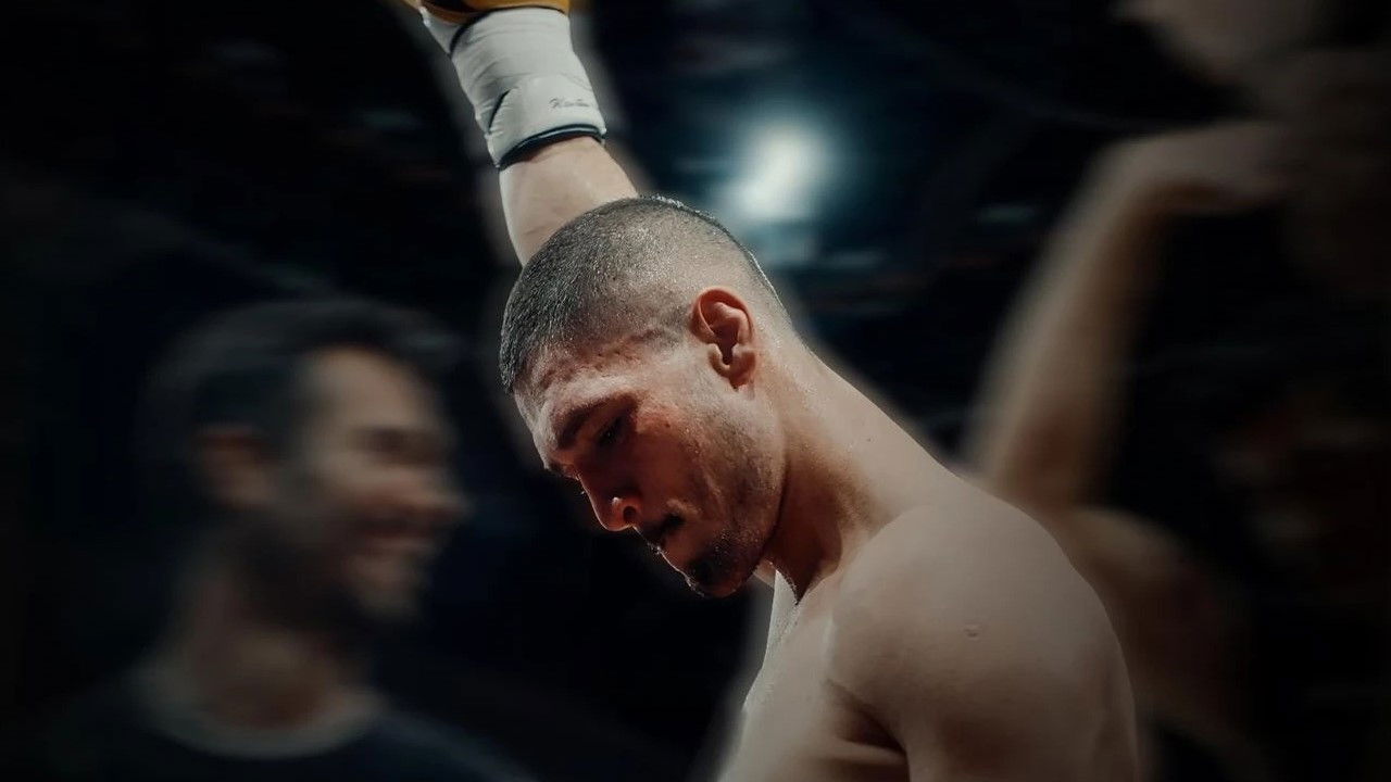 Backdrop for İkinci Raunt