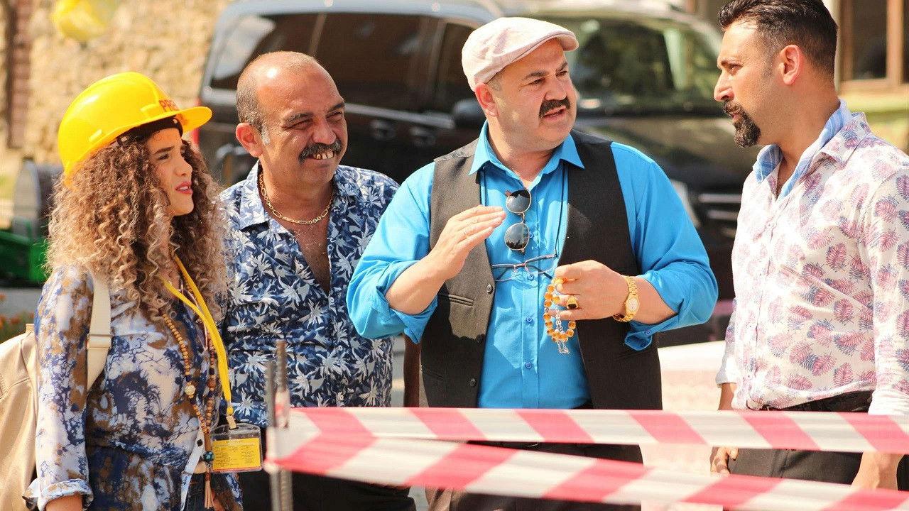 Backdrop for Göktaşı