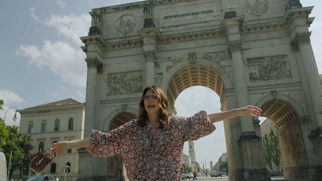 Backdrop for Schickeria - Als München noch sexy war