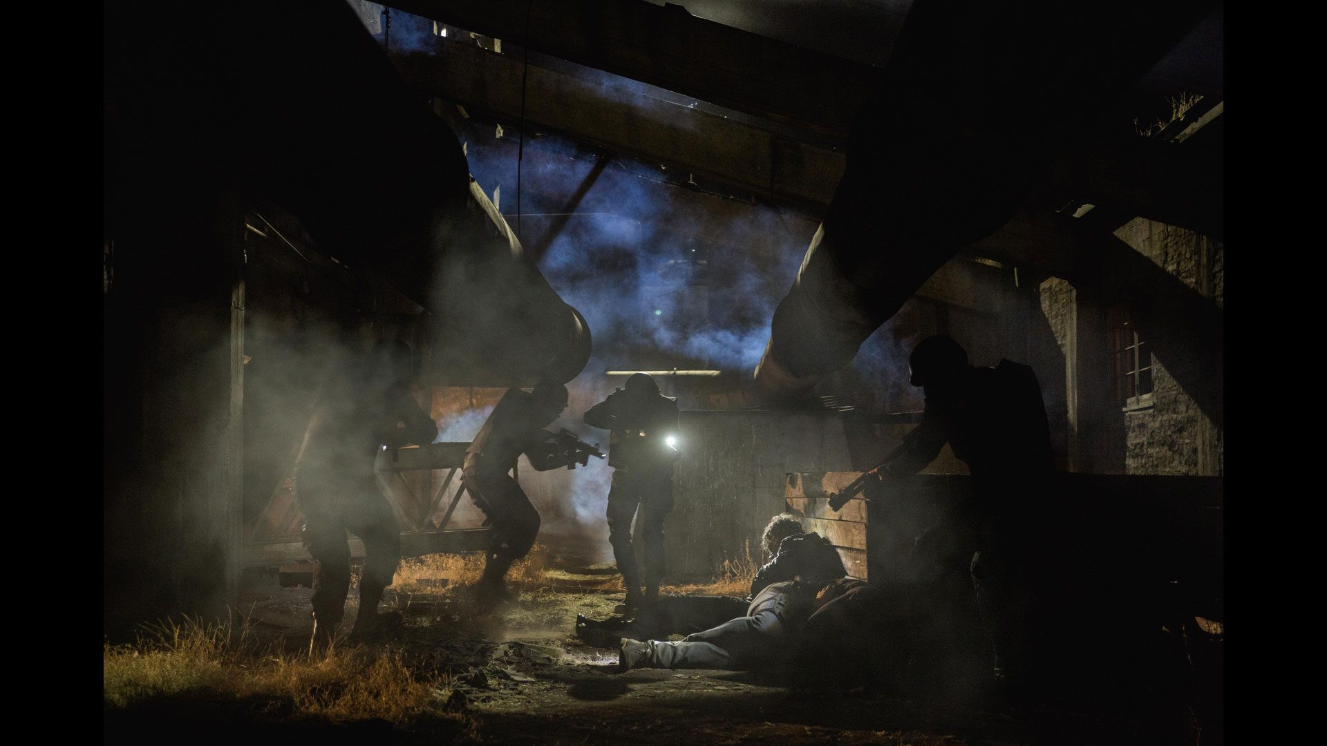 Backdrop for Allanamiento