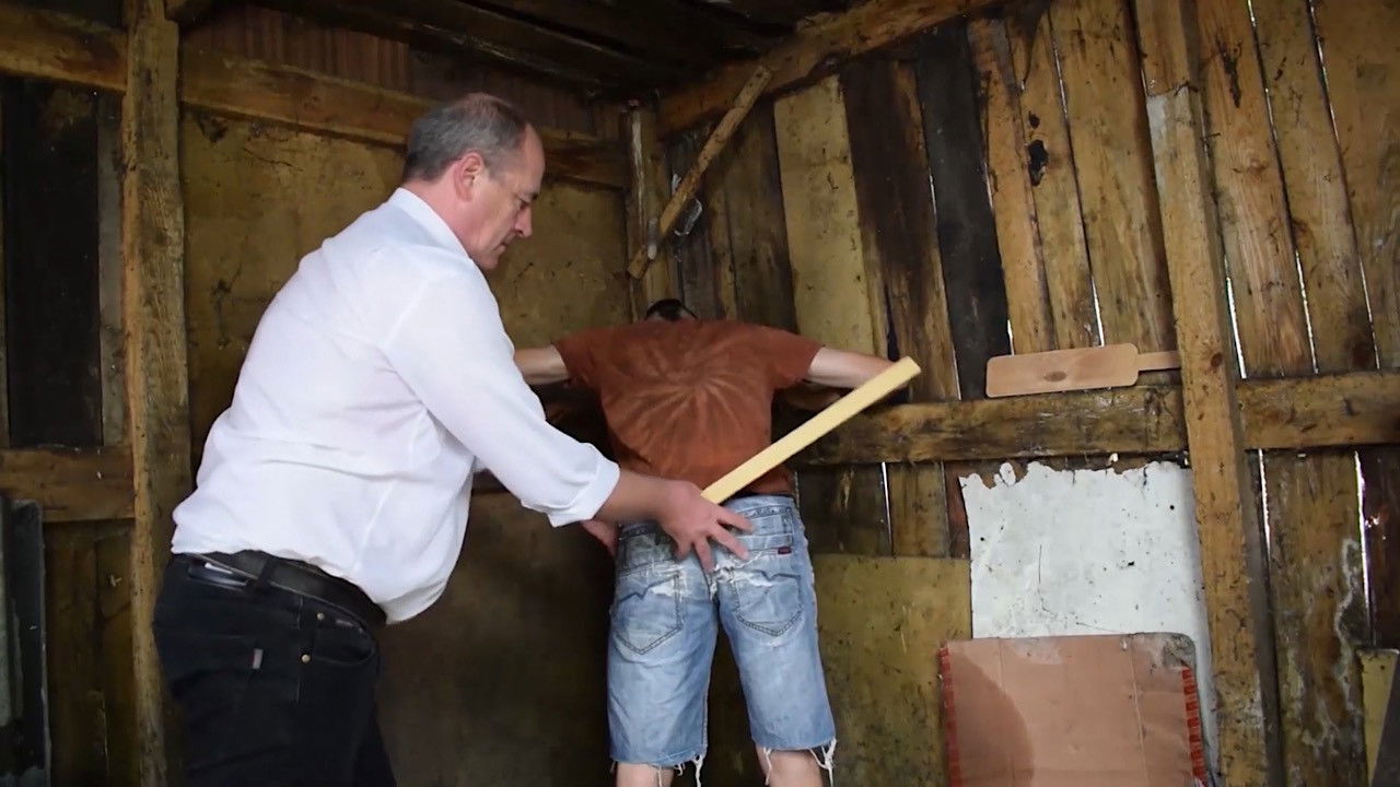 Backdrop for Spanking Stories 151