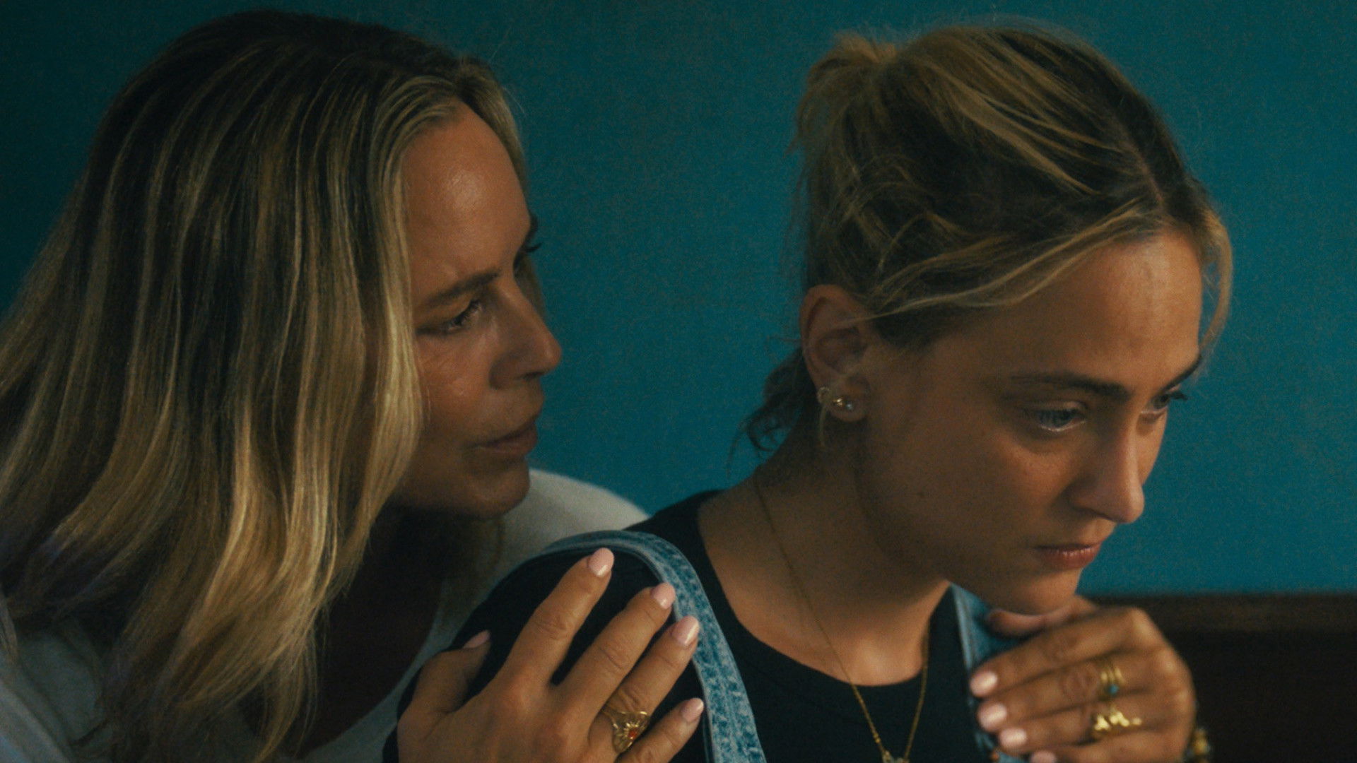 Backdrop for Hell in Paradise