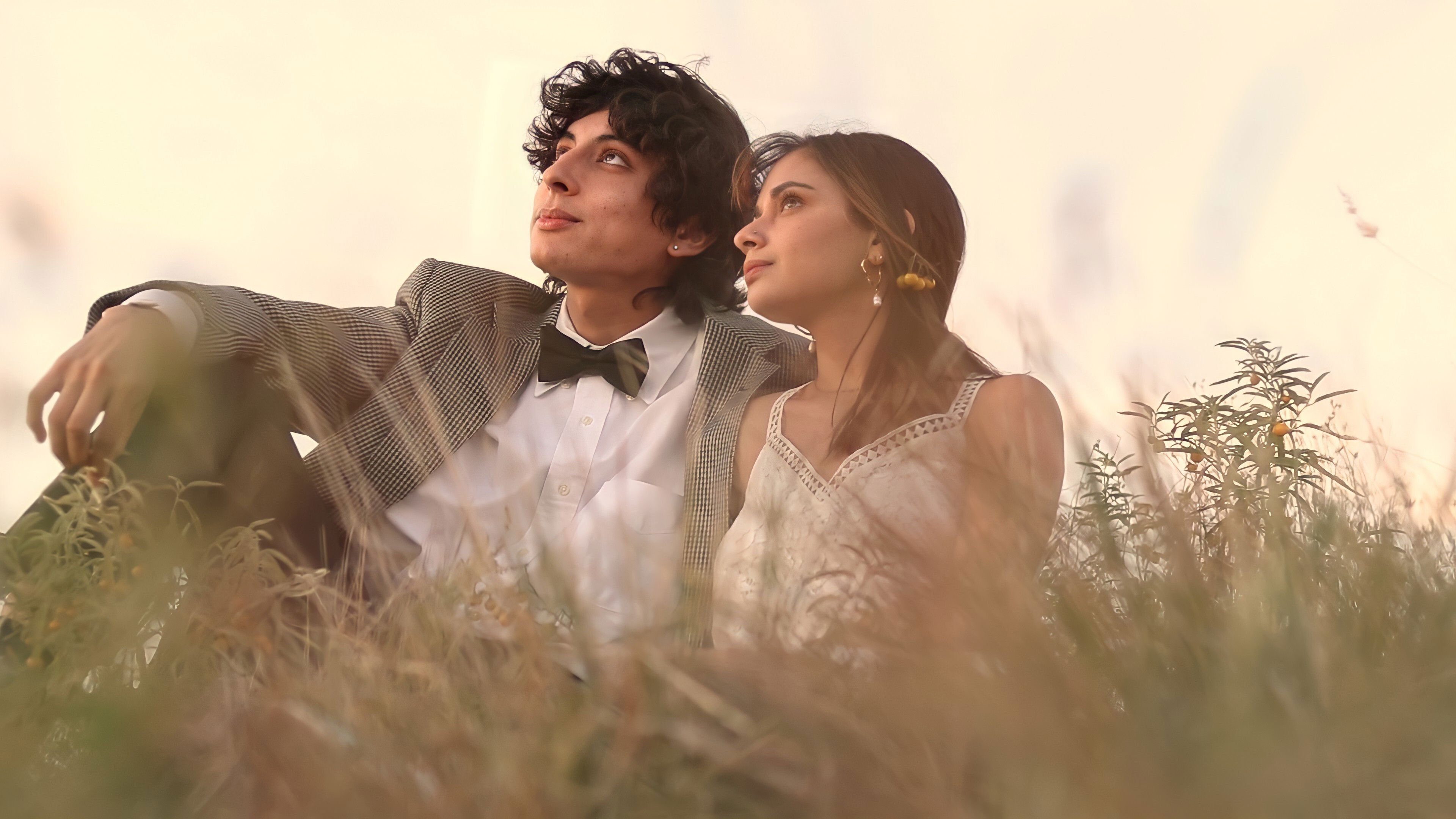 Backdrop for La Capital