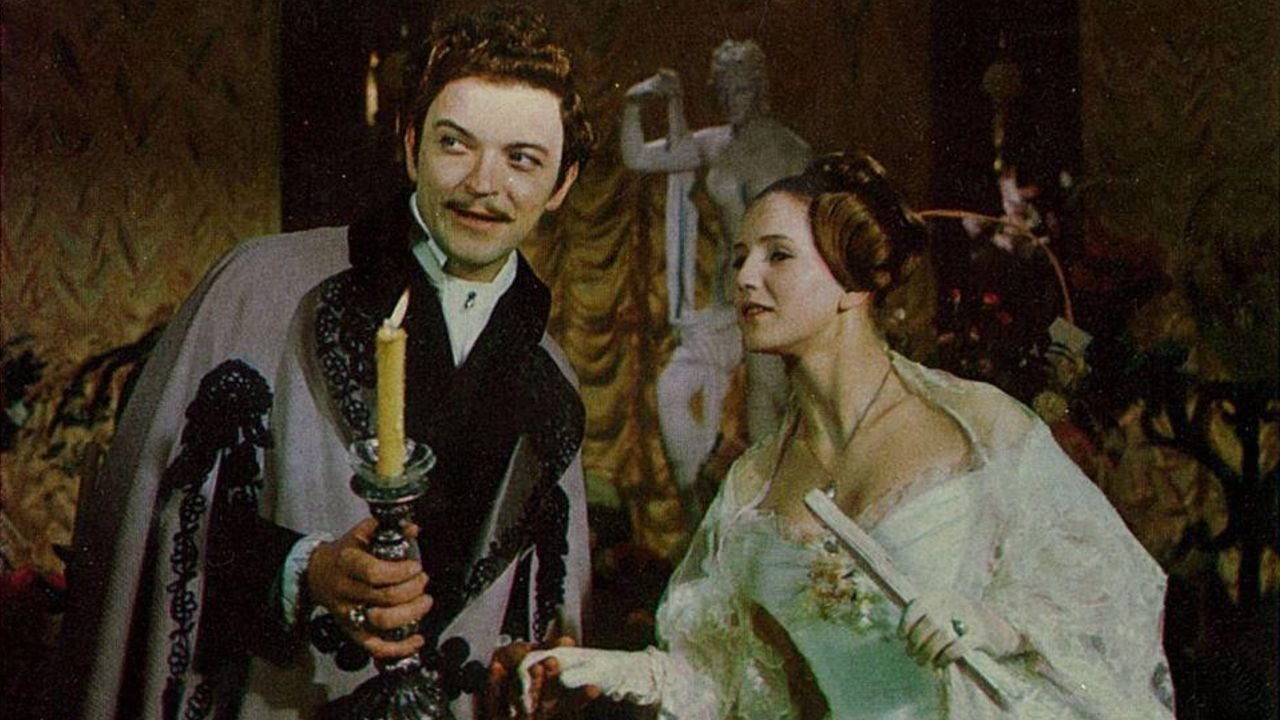 Backdrop for Farewell to Sankt Petersburg