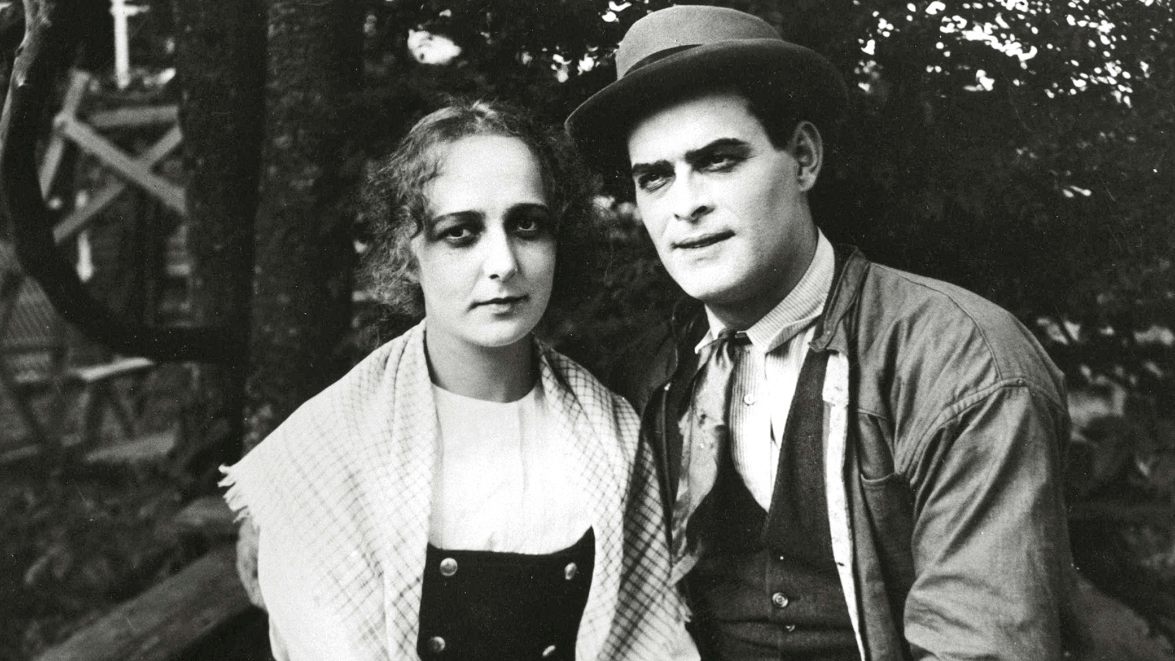 Backdrop for Koskenlaskijan morsian