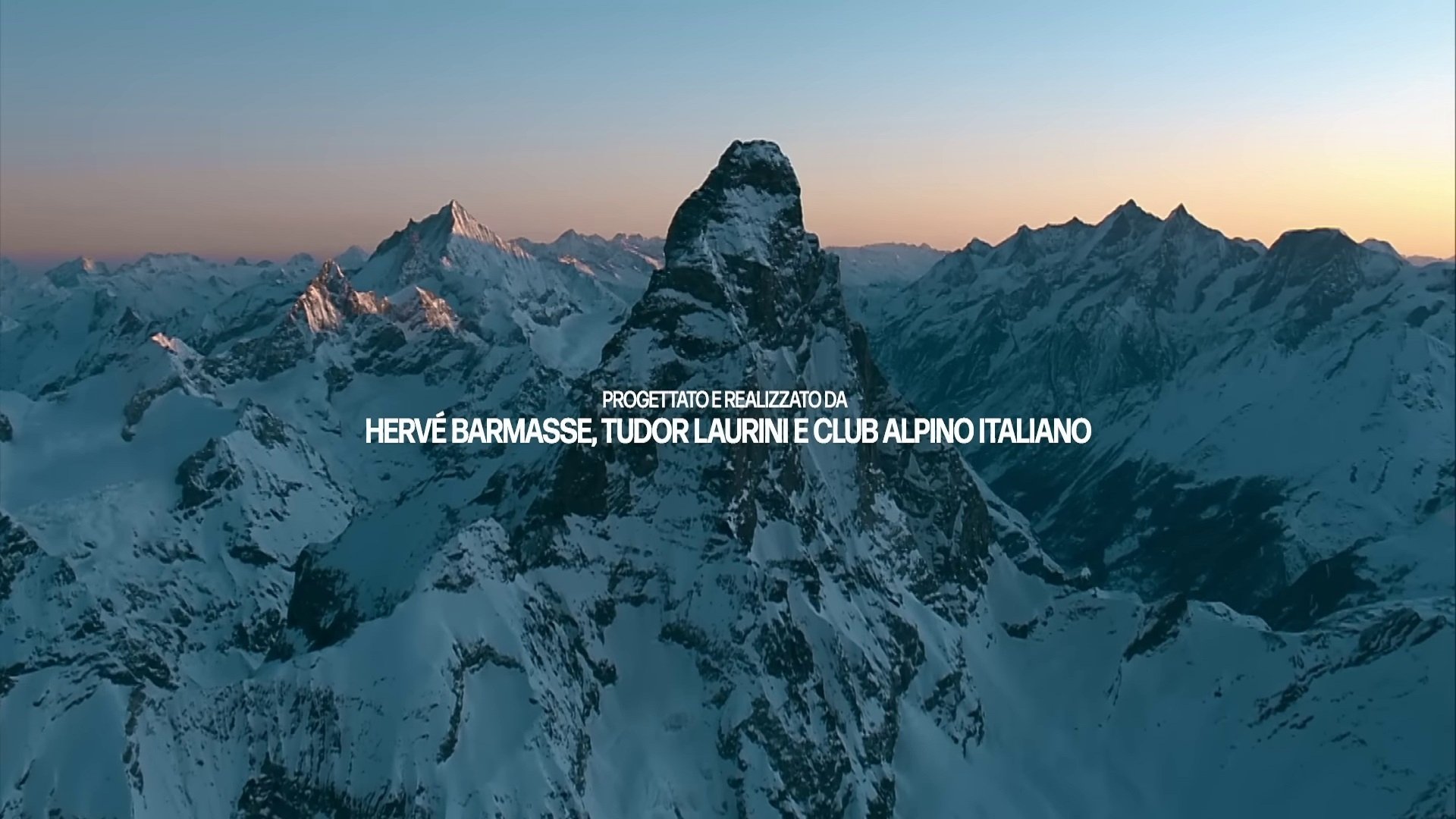 Backdrop for WeClub - La Traccia