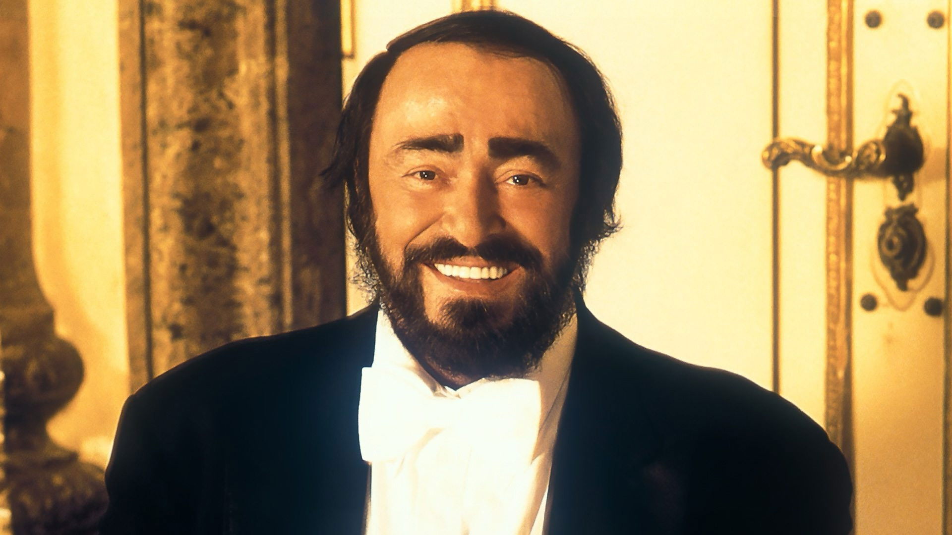 Backdrop for Pavarotti: The Last Tenor