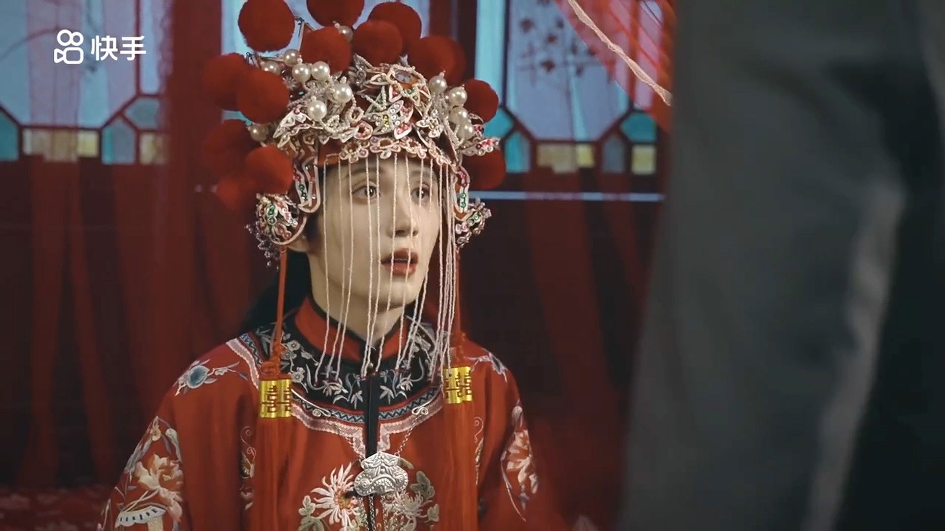 Backdrop for 满城云雨锁淮舟