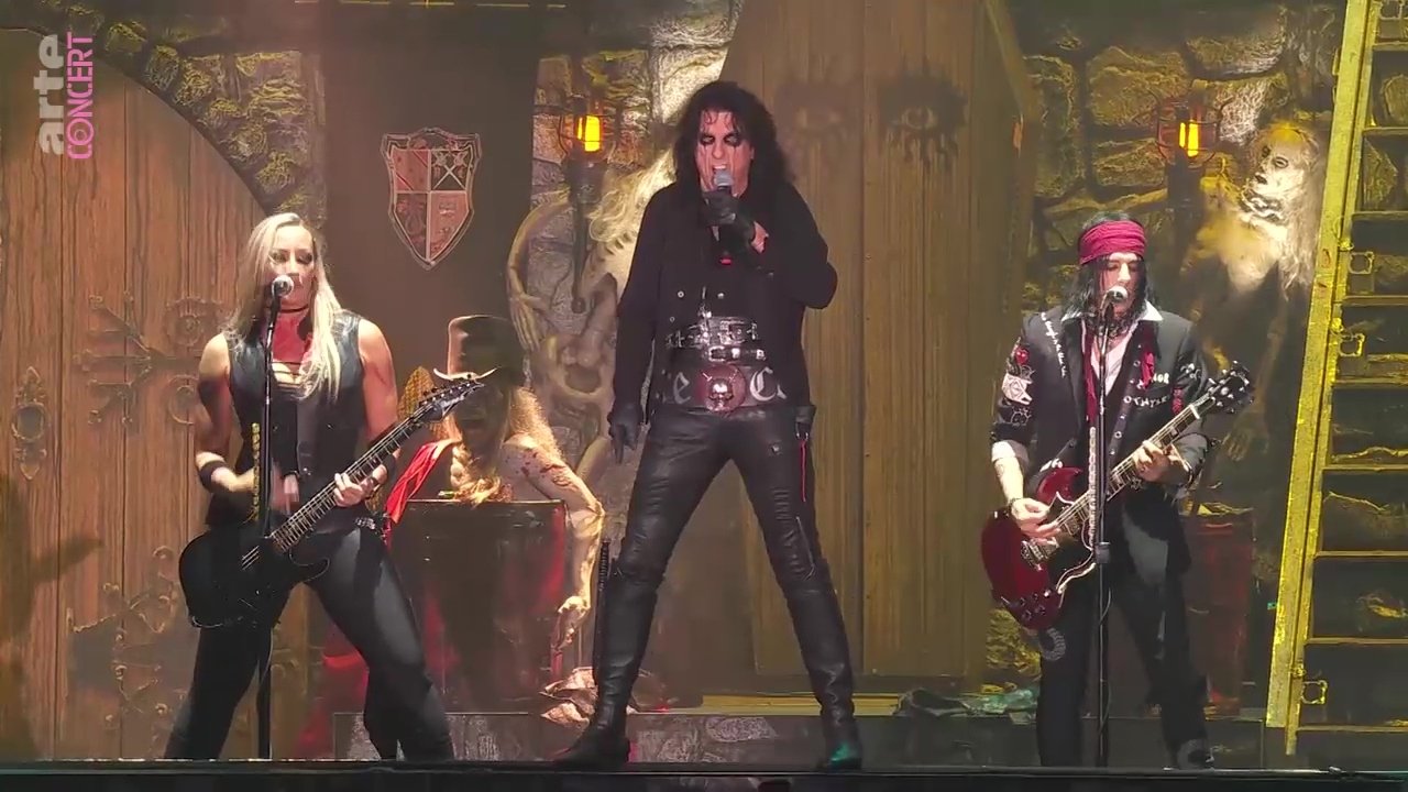 Backdrop for Alice Cooper - Road (Live at Hellfest 2022)