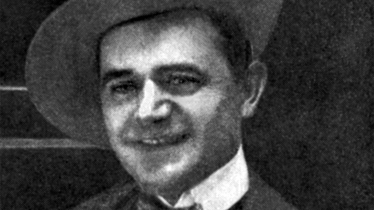 Backdrop for Antos in Warsaw For the First Time