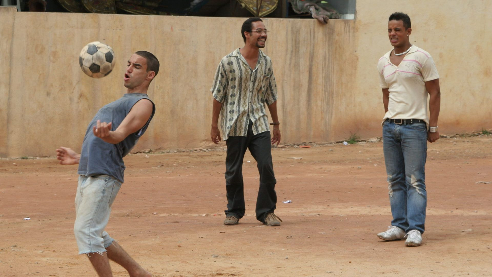 Backdrop for Bróder