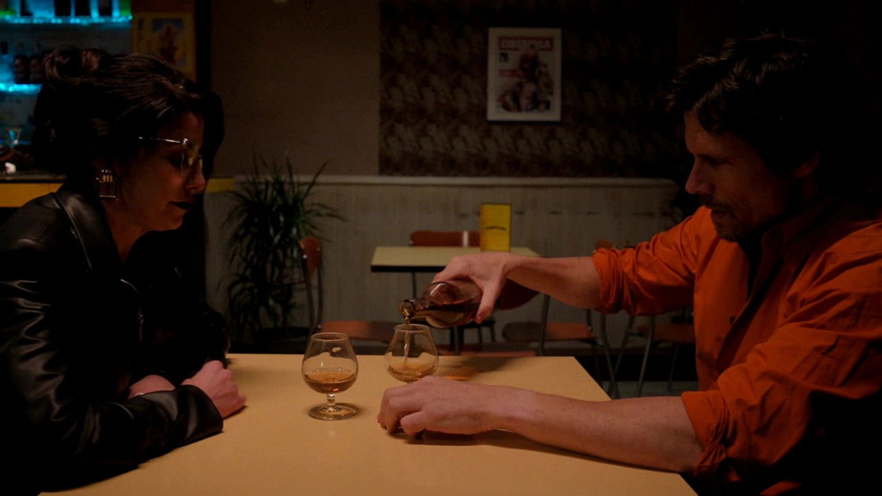 Backdrop for A una bala