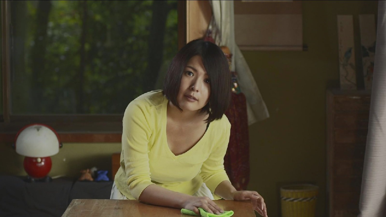 Backdrop for Inran Kyonyû Tsuma No Hakujitsumu