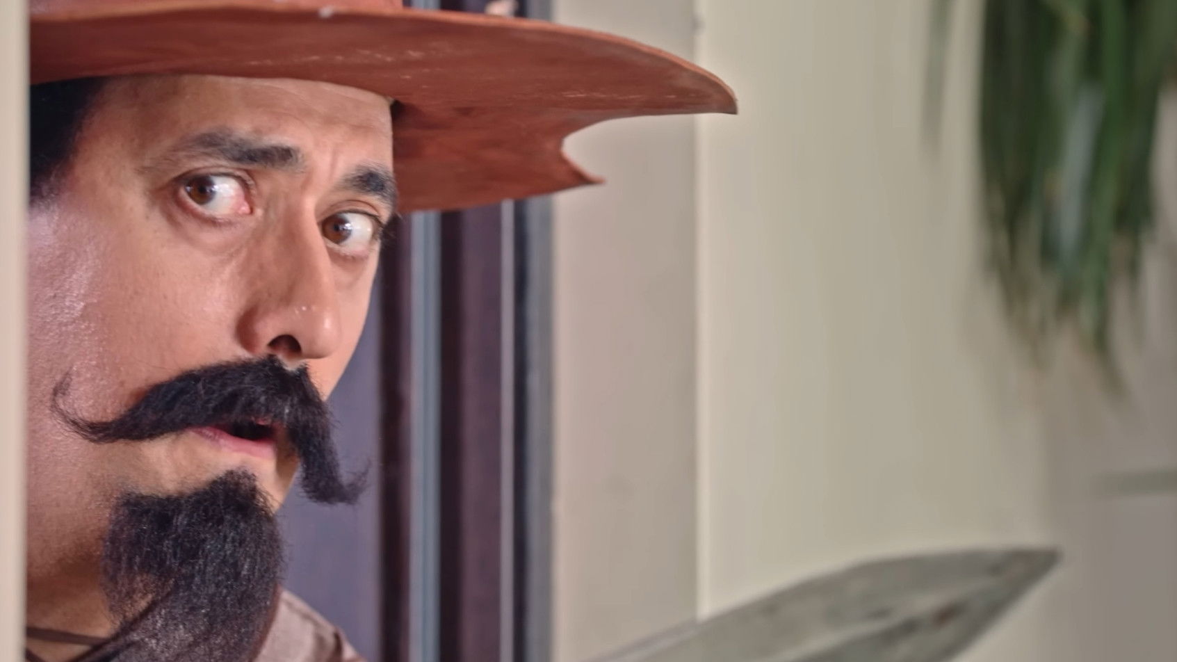 Backdrop for Once Upon a Time in School 2: The Last Guardian