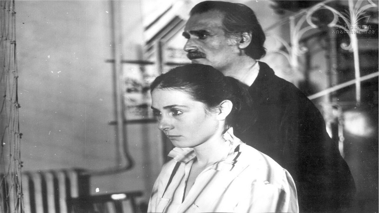 Backdrop for Three Days Of The Hot Summer