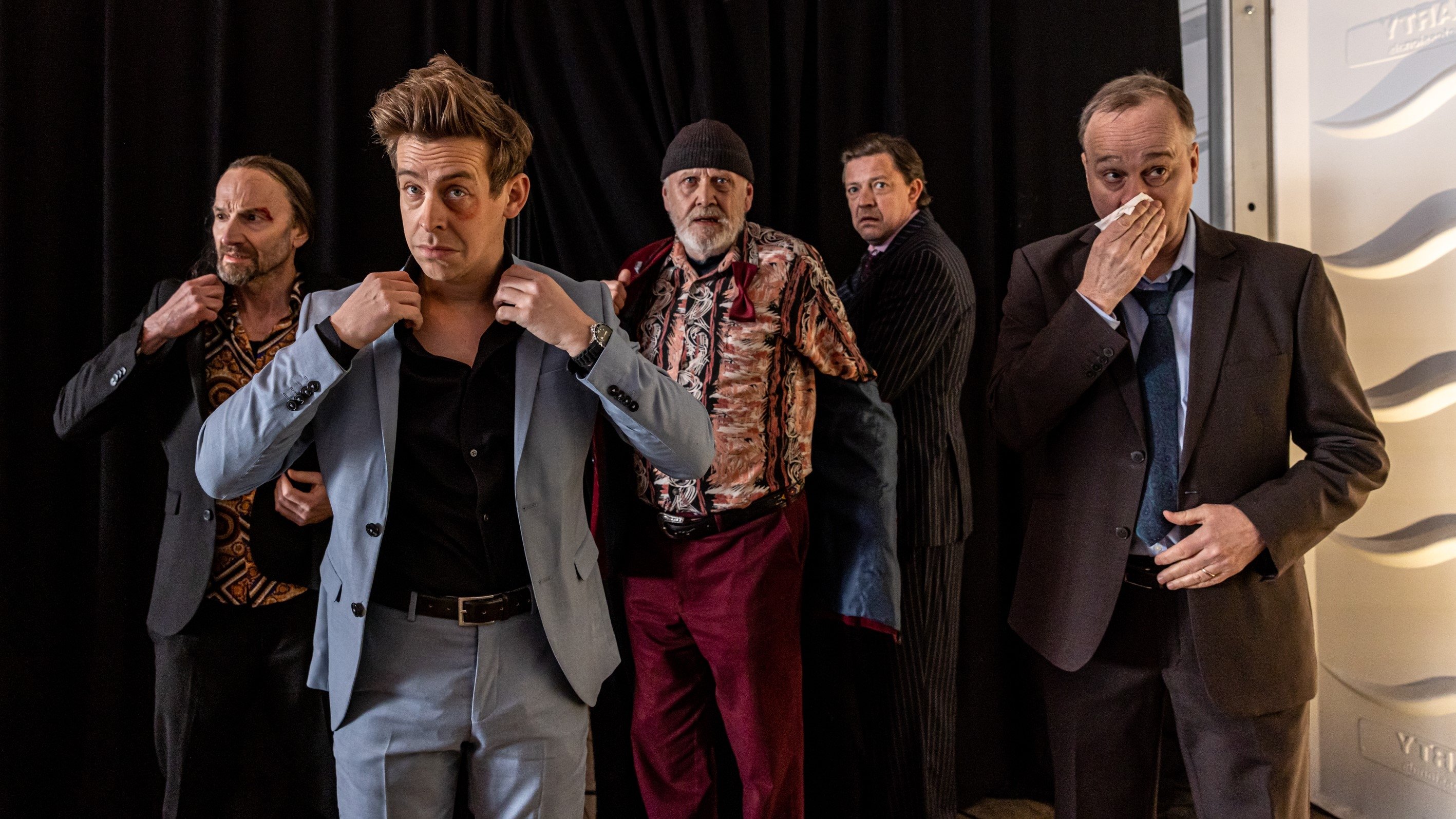 Backdrop for De Zonen van Van As - De cross