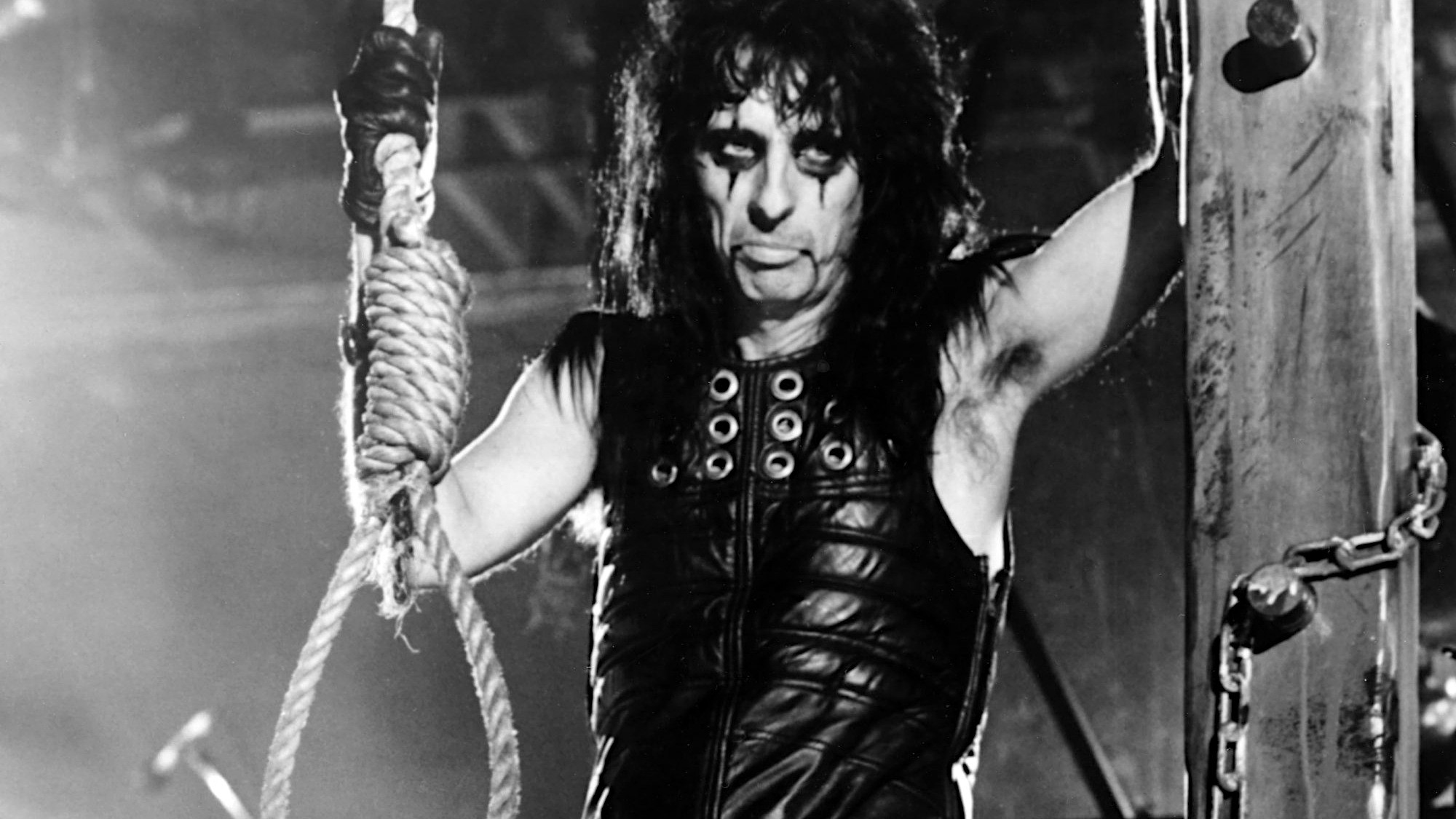 Backdrop for Alice Cooper: The Nightmare Returns
