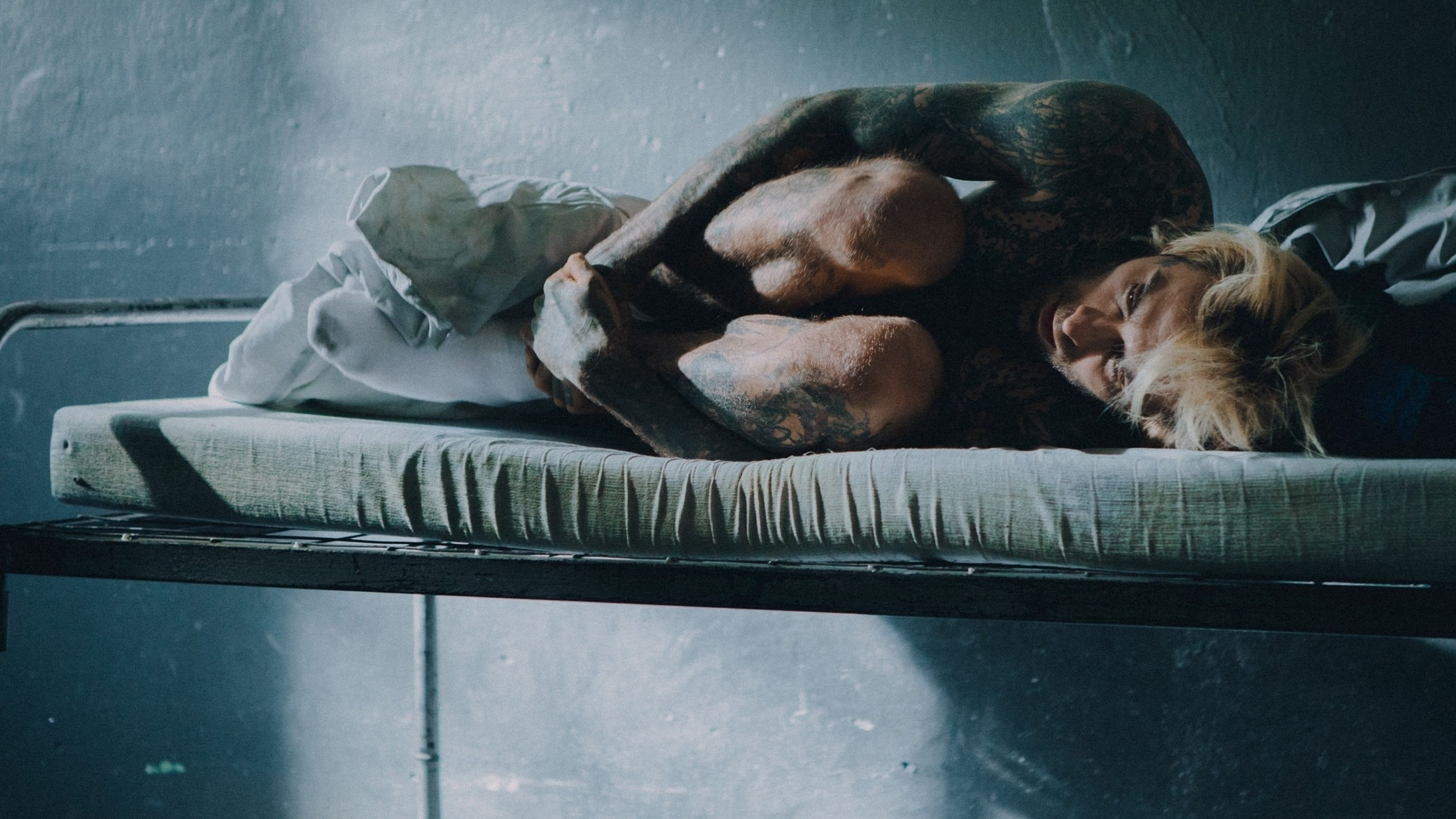 Backdrop for Quebonafide: Północ, Południe