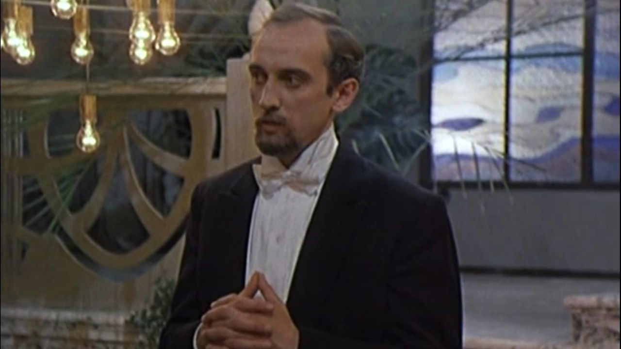 Backdrop for Golden Chain