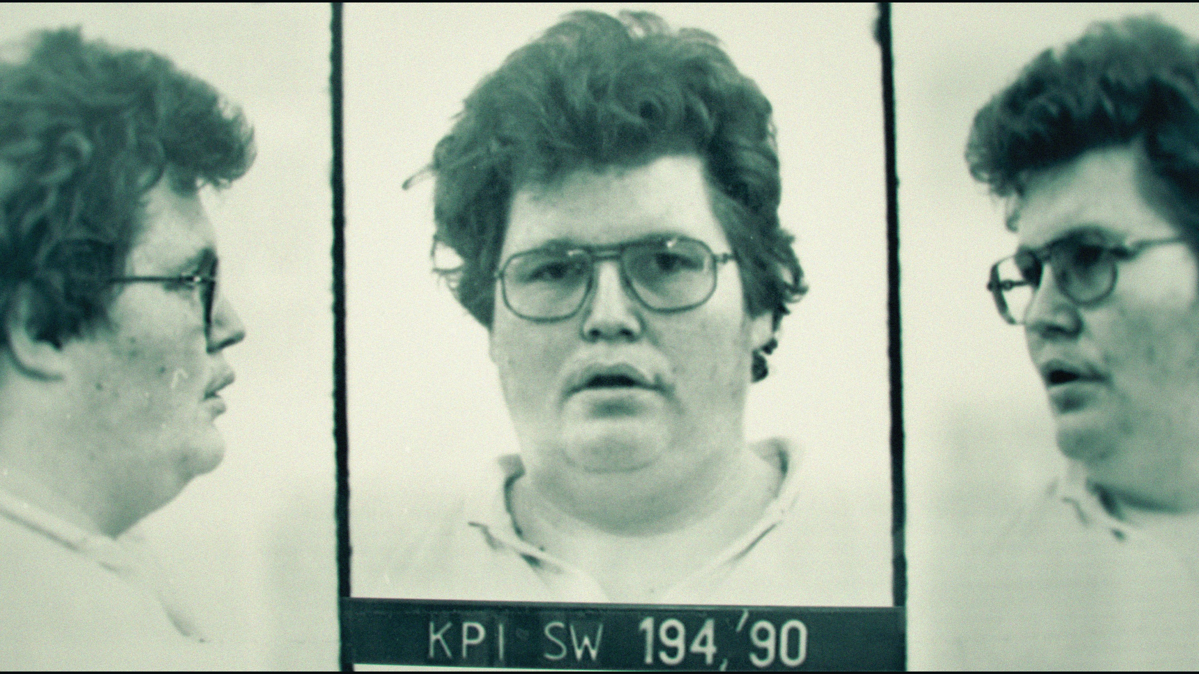 Backdrop for Big Mäck: Gangsters and Gold