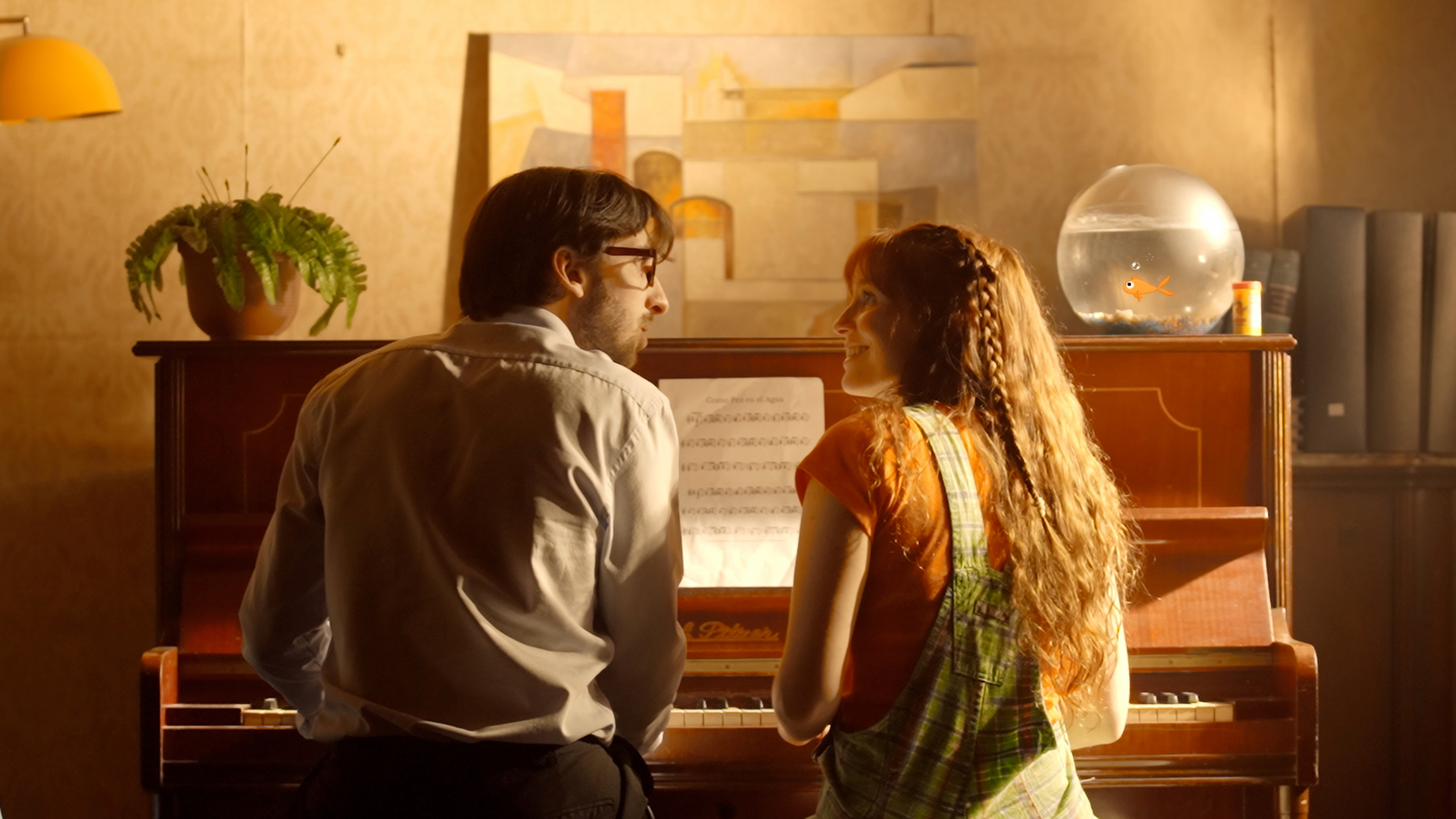 Backdrop for Como pez en el agua