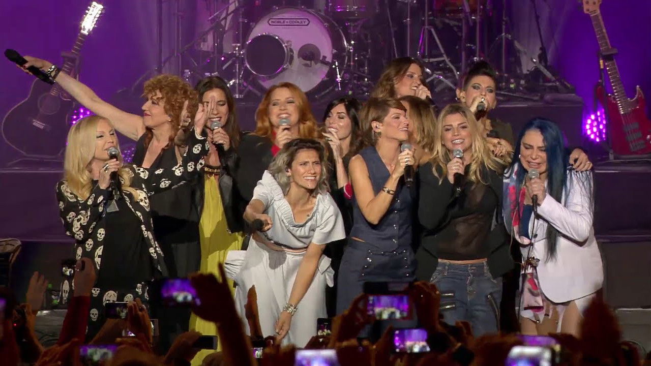 Backdrop for Amiche in Arena