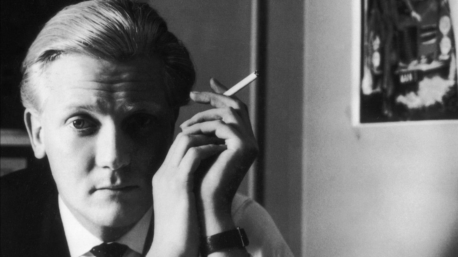 Backdrop for Heseltine: A Life in the Political Jungle