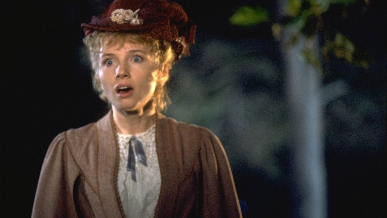 Backdrop for The Murders in the Rue Morgue