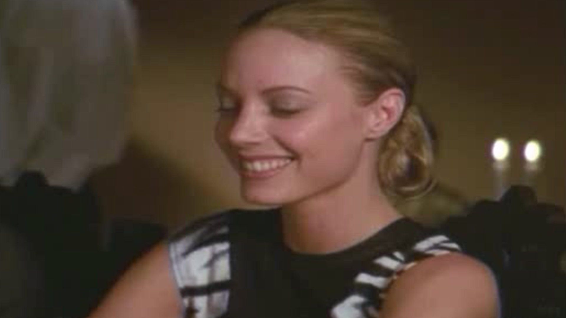 Backdrop for Emmanuelle 2000: Emmanuelle in Paradise