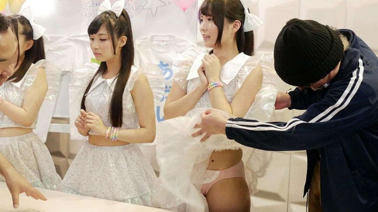 Backdrop for There Is A Man Who Can Stop Time! – Fucking An Underground Idol Who Let Success Go To Her Head! –