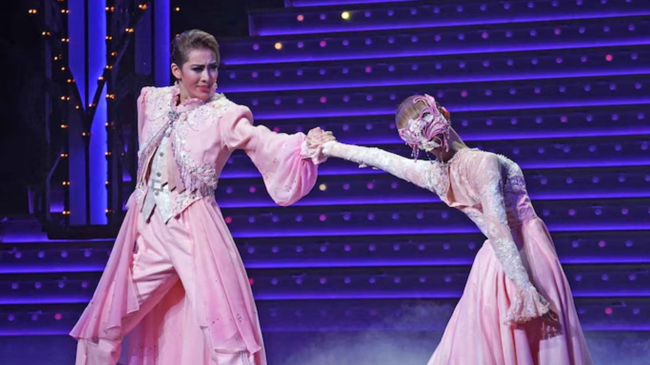 Backdrop for I Love Revue!