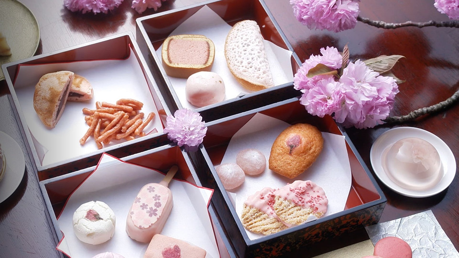 Backdrop for Trails to Oishii Tokyo