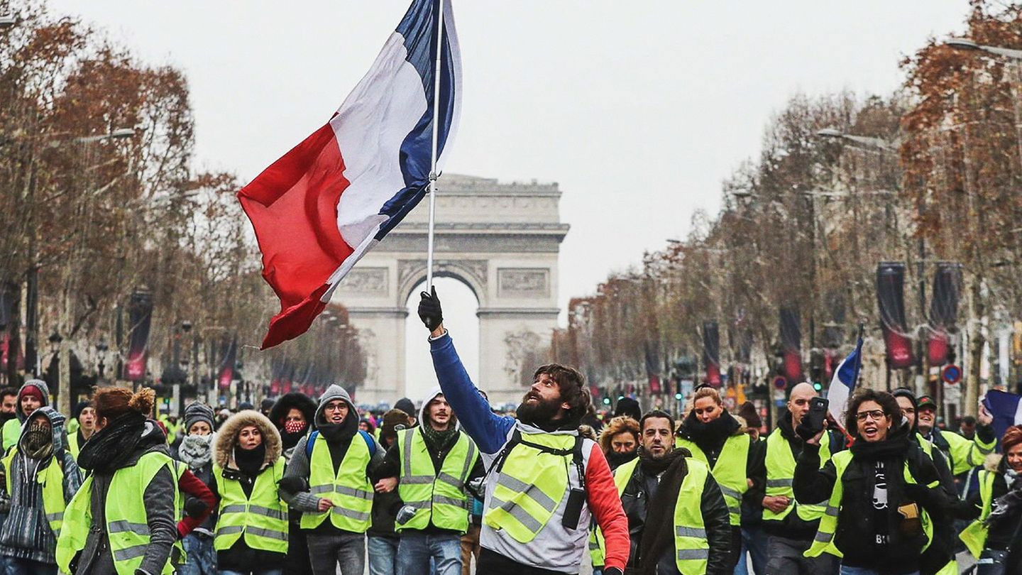 Backdrop for Président : le prix à payer - Face à la rue