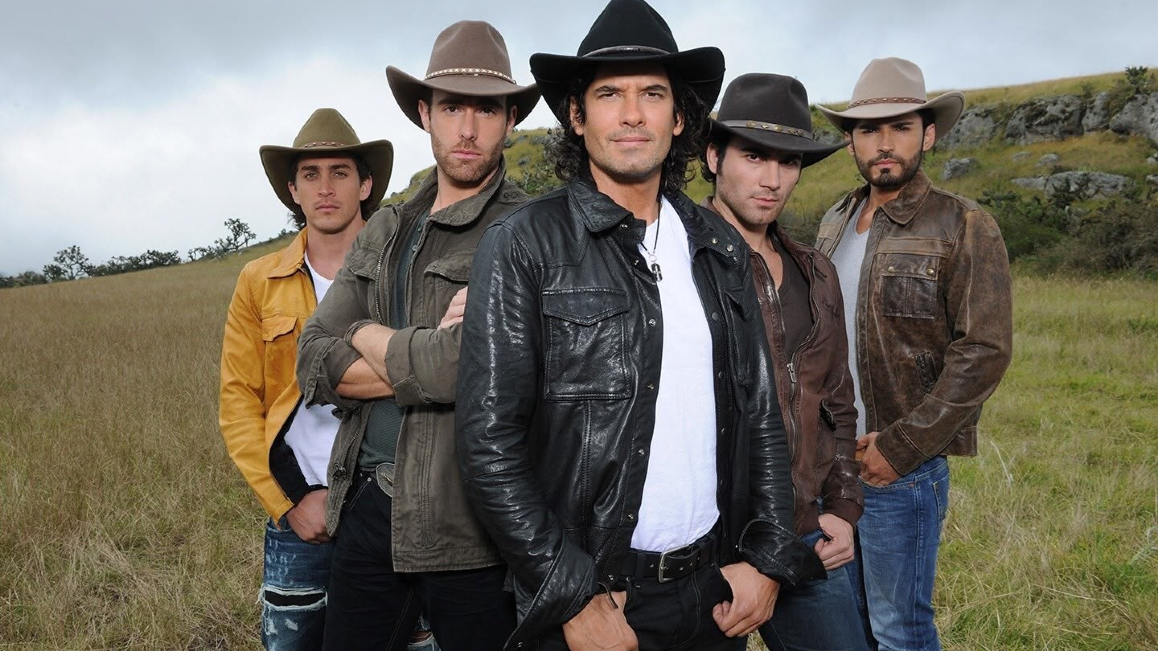 Backdrop for Los Herederos del Monte