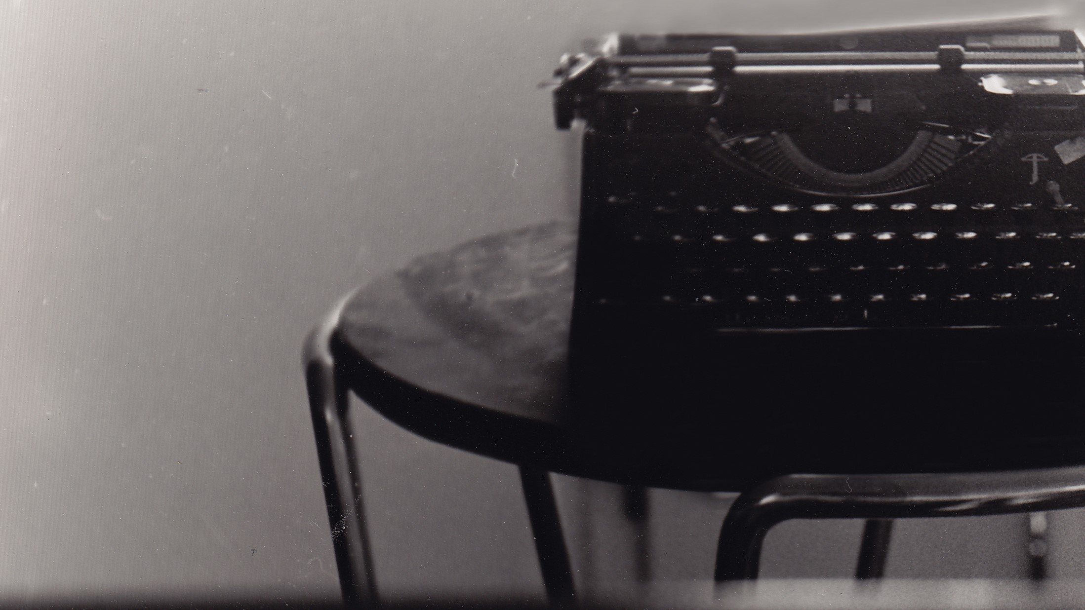 Backdrop for La mia casa e i miei coinquilini - Il lungo viaggio di Joyce Lussu