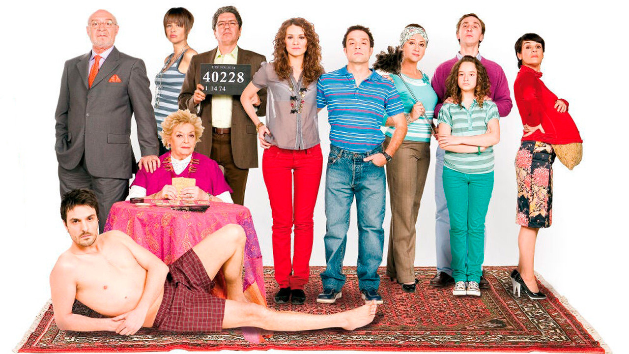 Backdrop for La familia Mata