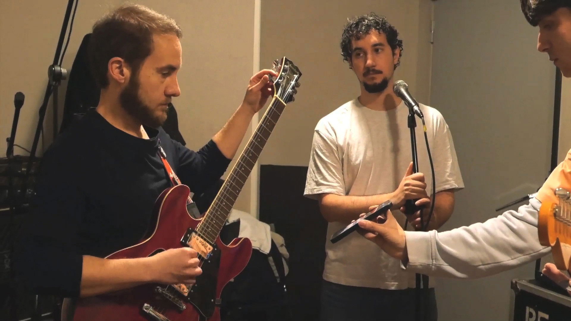 Backdrop for En clave de sol