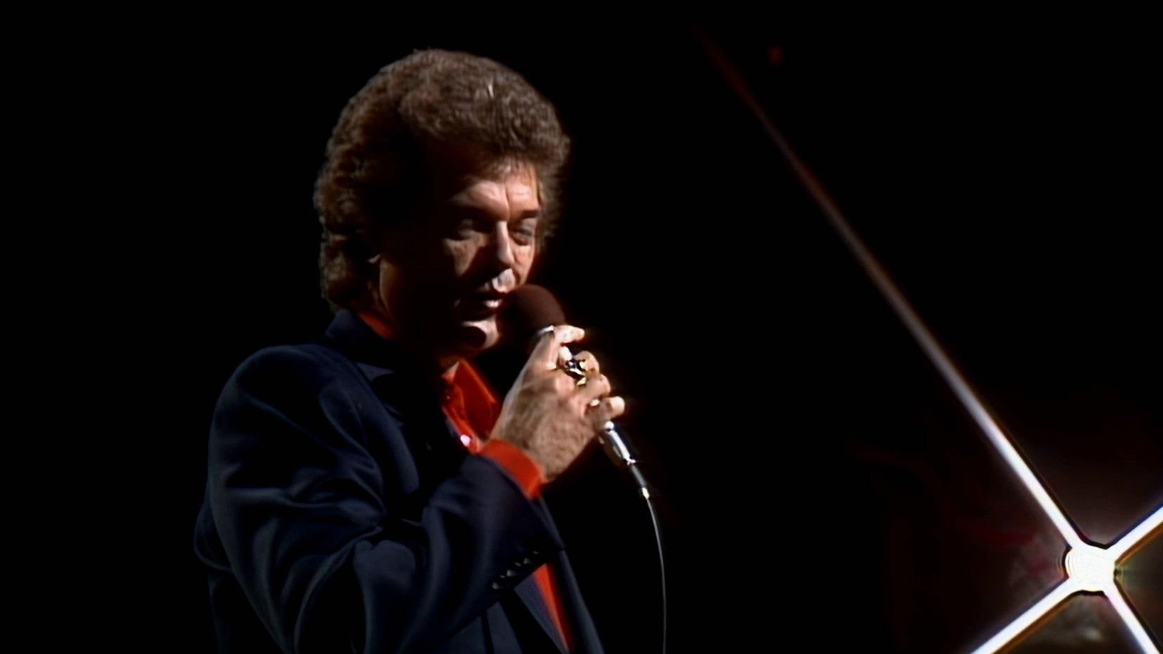 Backdrop for Time-Life: Country Legends Live, Vol. 2