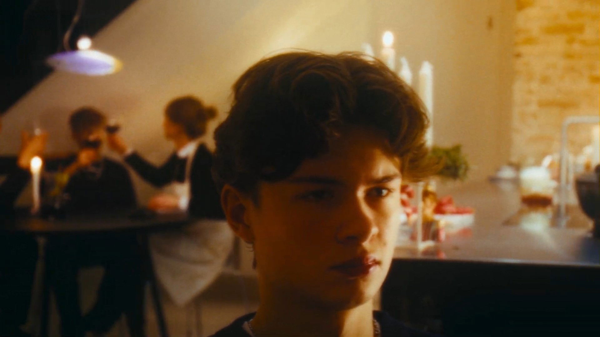 Backdrop for Buster Bliver Bortført