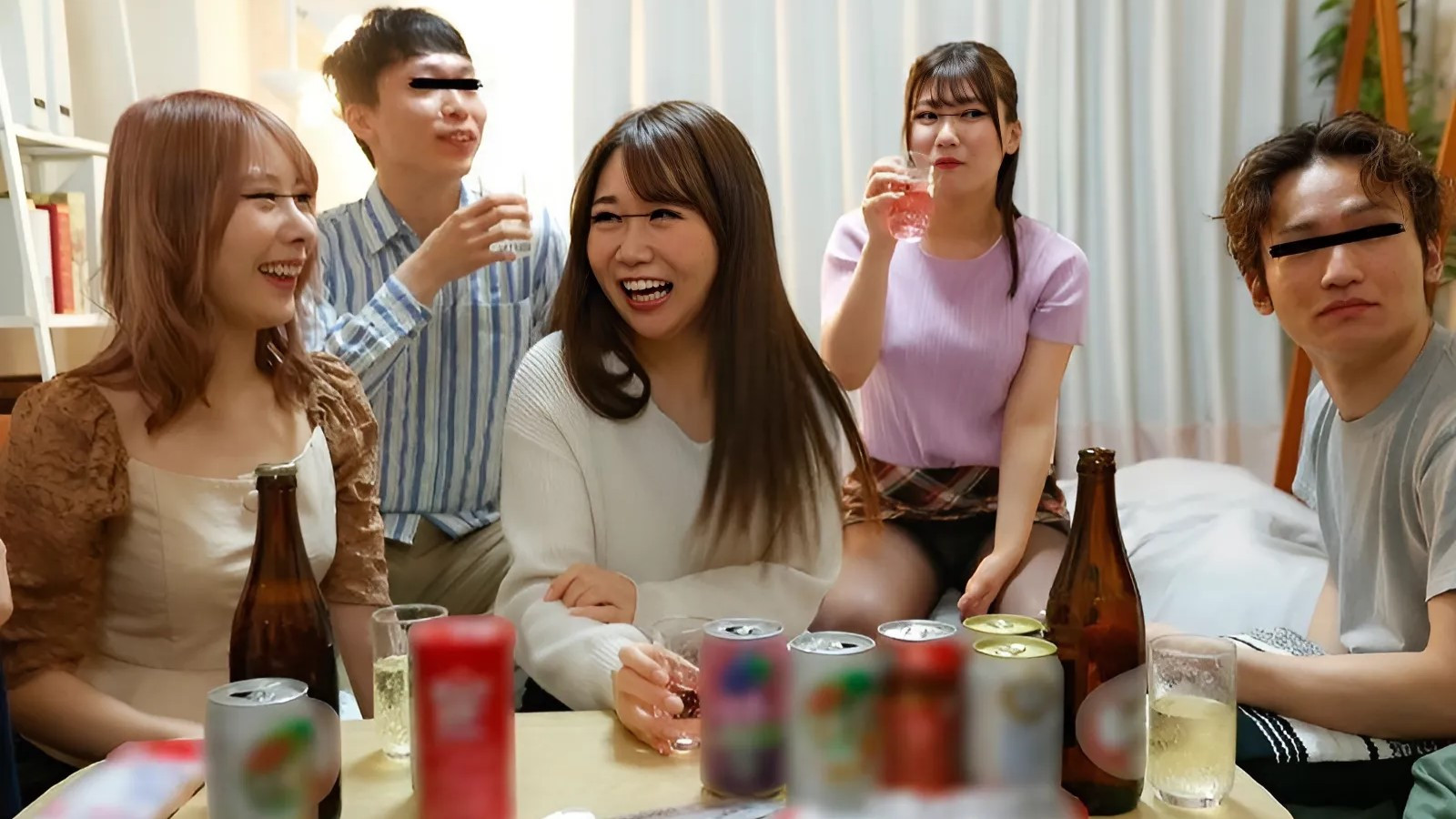 Backdrop for 集団追いかけ回しレ×プ　サークルの宅飲みでやってきた新入生を家中追いかけ回してレ×プしまくって歓迎してヤリました。