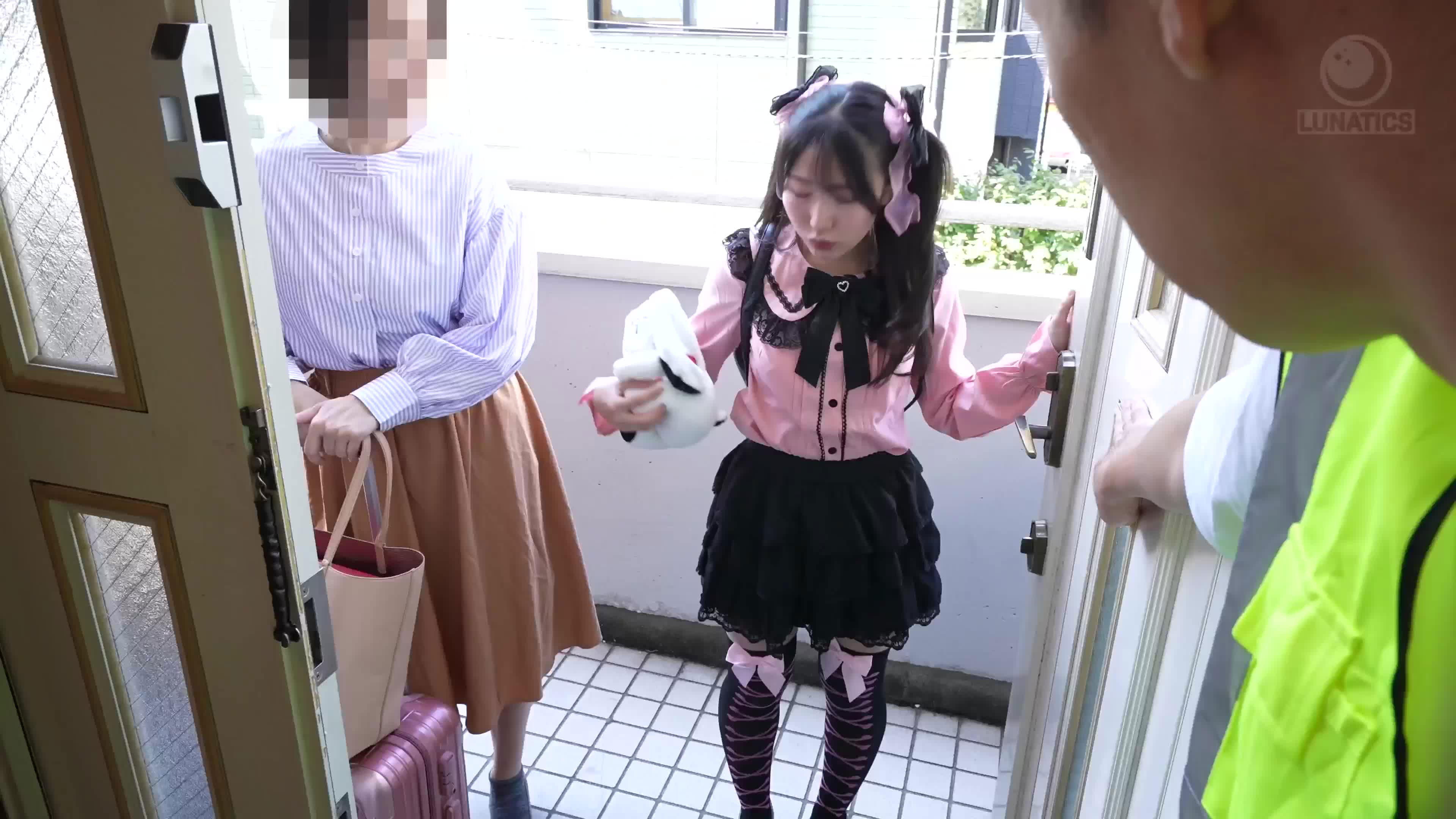 Backdrop for 素行不良でウチに預けられた地雷系デカ尻姪っ子がト●横界隈で立ちんぼしたがるのでアヘ顔潮射反省イキするまでデカチン中出し説教ピストンした。