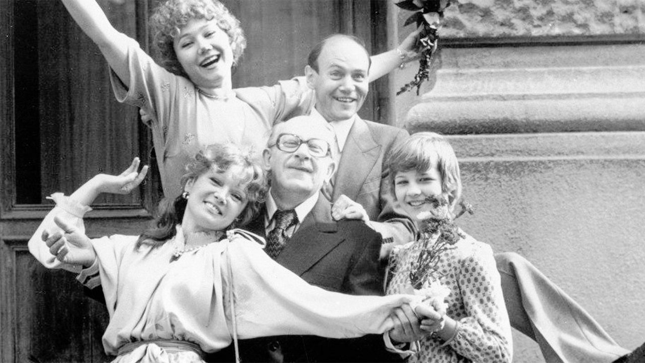 Backdrop for The Mechanic Gavrilov's Beloved Woman