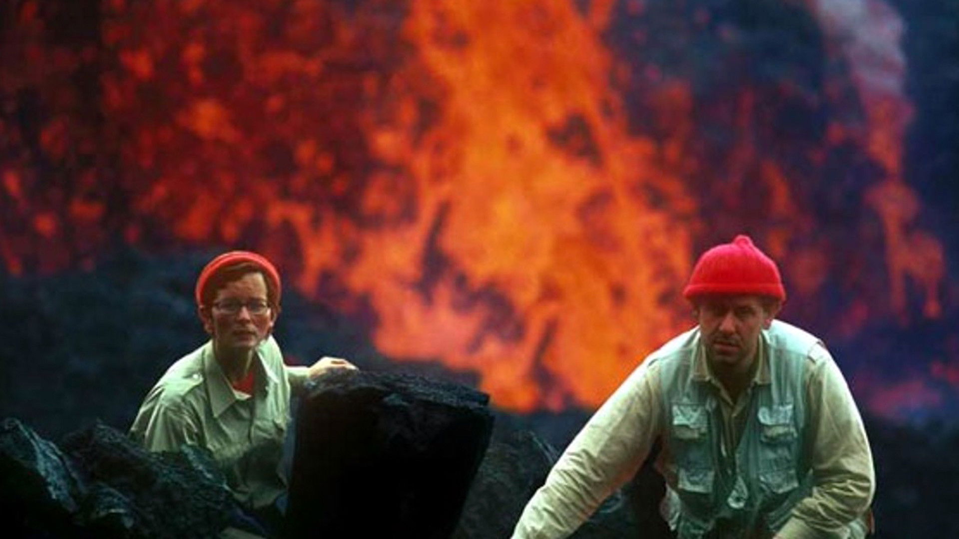 Backdrop for Maurice and Katia Krafft: To the rhythm of the Earth