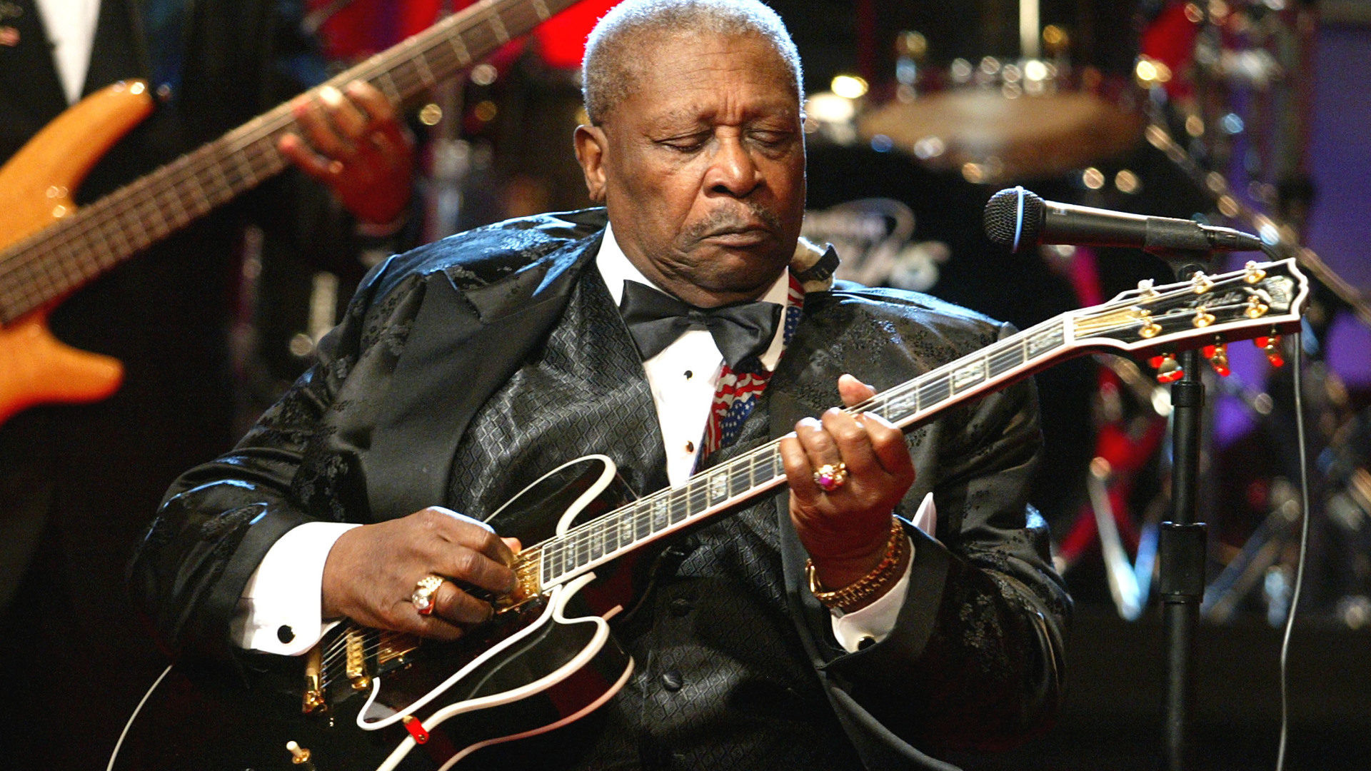 Backdrop for B.B. King - Live at the Royal Albert Hall 2011