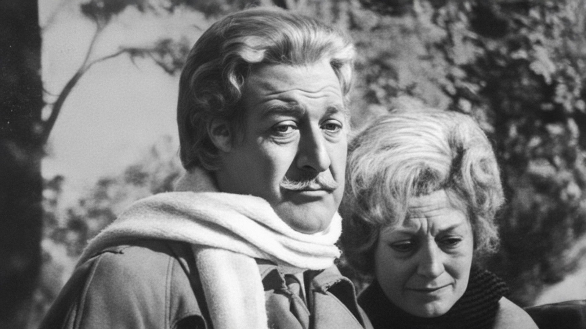 Backdrop for Yaşlı Gözler